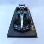 MERCEDES W15 NEGRO GRIS HAMILTON 5
